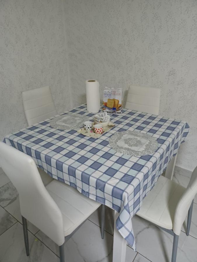 Casa Tetyana Apartment Наполи Екстериор снимка