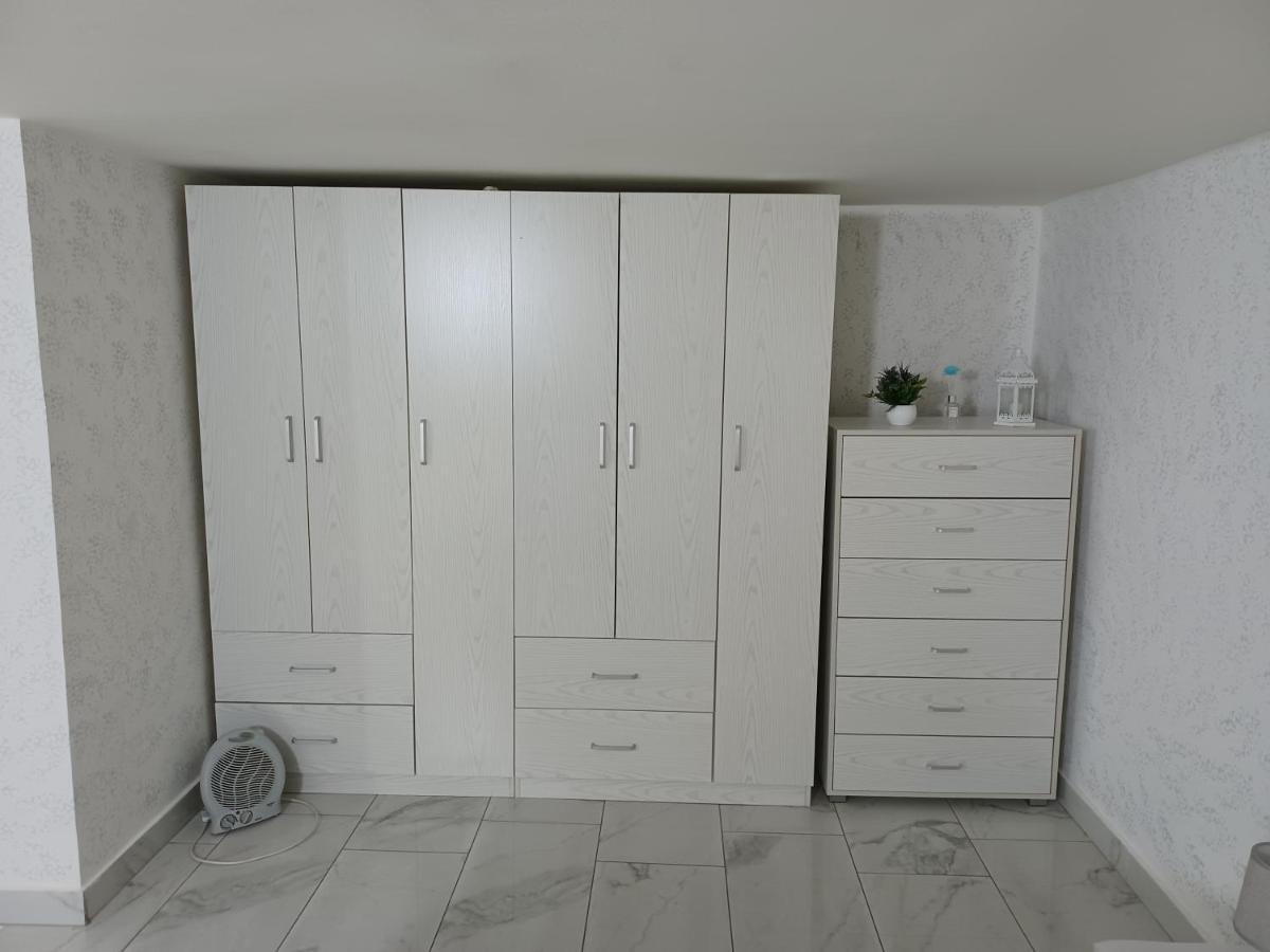 Casa Tetyana Apartment Наполи Екстериор снимка